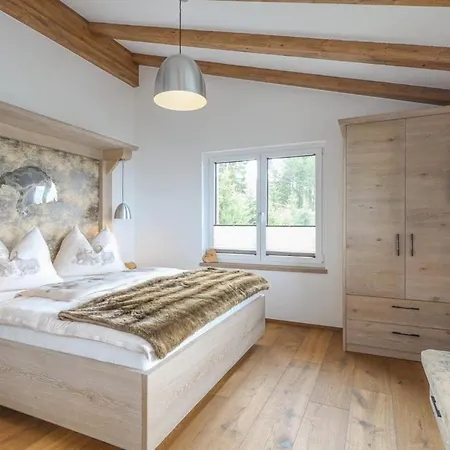 2br Penthousse - Thurn Pass - What'app - 0034-635-520-036 - For Reservations! Mittersill